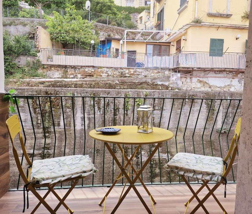 Piccolo Appartamento Di Charme Napoli Eksteriør bilde